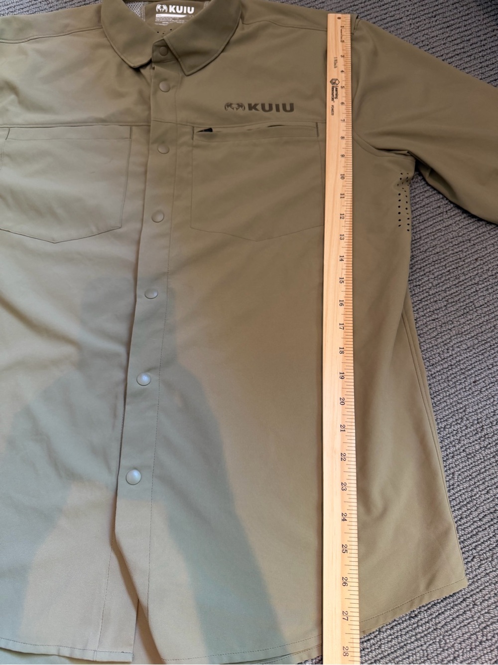 Kuiu Men’s Long-Sleeve Button Shirt Jacket in Khaki - Picture 7 of 10